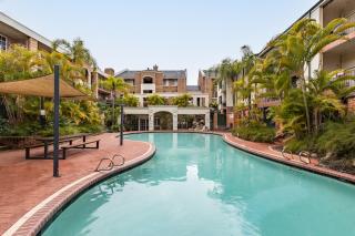 3bdr Sauna Pool Gym Parking - Perth - 9