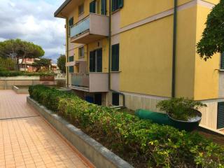 Amazing holiday home near pet-friendly beach - Carrara - 1