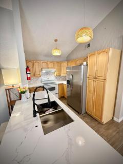 Charming 3-bedroom house in delightful Lewisville with AC, WiFi - Lewisville - 3