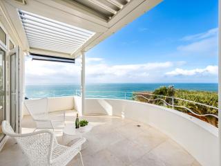 Coastal Dream BeachFront Oasis - Newcastle - 9