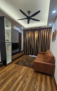 Amiera Homestay - Kampung Dengkil - 2