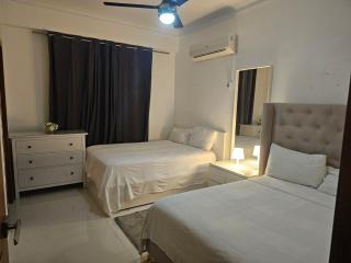 7- Floor -2 room With Bath, Zona Centrica Del Distrito Nacional - Santo Domingo - 3