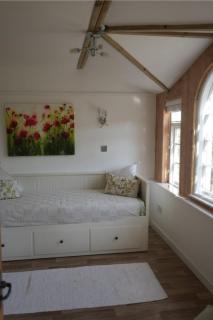 Dunlin Cottage - 1