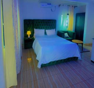 C & C Hotel - Limbe - 3