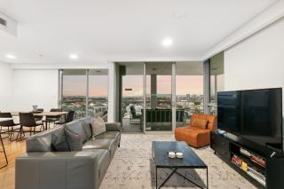 EAST34 - Skyline Haven East Perth - Perth - 5