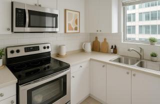 Upscale 2 Bedroom Coal Harbour Walkable Luxury - Vancouver - 3