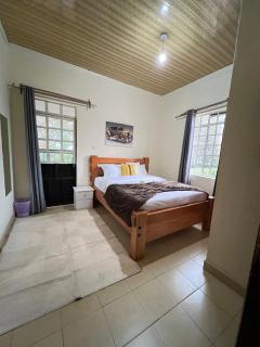 3 bedrooms in villa view near lake Naivasha resort - Naivasha - 9