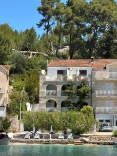 Amare Apartments - Bobovišća - 8