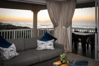 At Umzumbe Beach Apartments, Mangrove Beach Estate, Banana Beach - Melville - 6