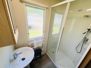 3 Bedroom Caravan BB14, Thorness Bay, Isle of Wight, Dog Friendly - Porchfield - 1