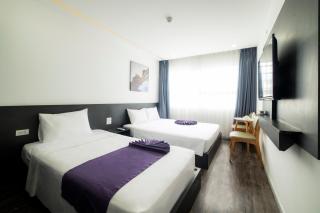 Dolphin Hotel Nha Trang - 1