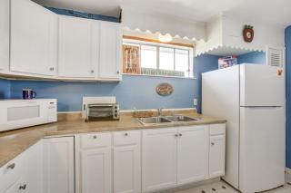 Walk to Bayou Home with Patio in Delacroix! - Delacroix - 1