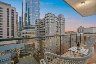 Melbourne City Luxe 3BR - Near MCG & Arts Precinct - Pool, Gym & Free Parking - 9