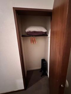 Downtown Wanaka, private house with huge backyard - 1