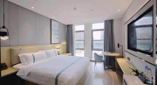VX Hotel Hubei Wuhan Hongshan District 1st Guanggu Road - Wuhan - 1