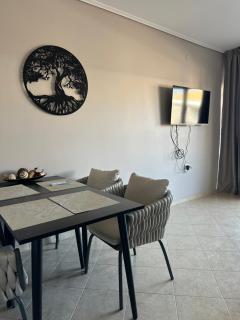 Apartment A 10 , sea views, WIFI, airconditioning and parking, terrace - Loutraki - 9