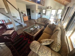 3 Bedroom Private Ranch Experience - - 3