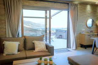Secluded Luxury Villa w Jacuzzi & Stunning Views - Kaloi Limenes - 6