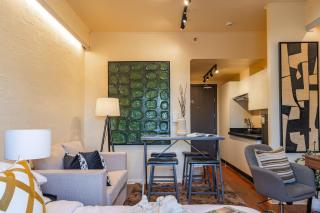 Ivory Residences I Premium Apartment l Close to Malls I Downtown I Managed by Bleuspace - Davao - 2