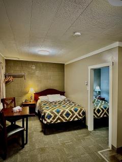 Caravel Motel - Swift Current - 0