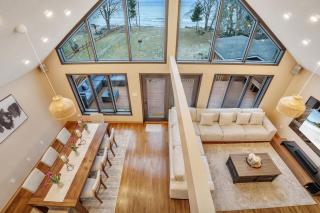 Luxurious waterfront cottage - Bowmanville - 9
