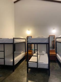 Arugam Summer Resort Hotel & Hostel - Arugam Bay - 1
