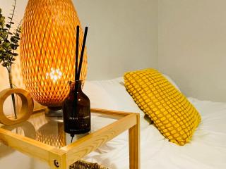 Better Days at Home - Seul - 1