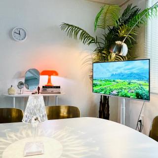 Better Days at Home - Seul - 9