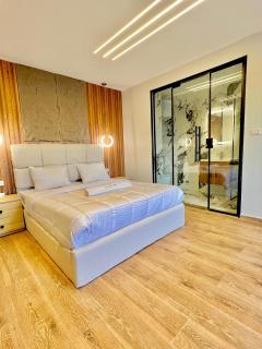 Pyramids moon Tower - 5