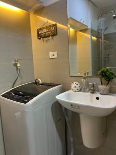 CQ House Luxe Stay with Pool View Near MOA & Airport - Manila - 5