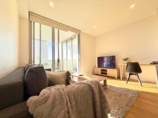 Chic 1BR Condo next to Croydon Station - Sydney - 7