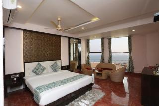 Hotel Swimming Sea Facing - Puri - 9