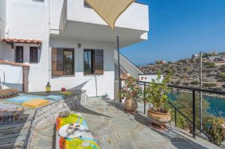 Villa 'SeaRock' apartment at Amoni Corinth - Pefkali - 8