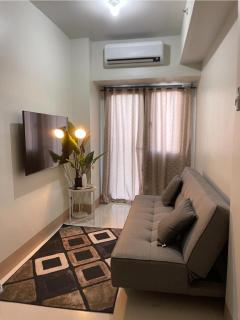 comfy 1 bedroom family condo - 0