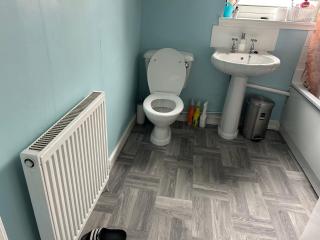 Spacious room close to tram - Edinburgh - 1