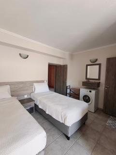 Daniela Apartments - Nea Roda - 4