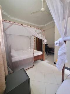 Jabulani House Rooms - Kendwa - 1