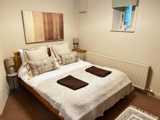 Luxury Wellbeing Barn With Hot Tub & Cold Plunge - Kilnsey - 8