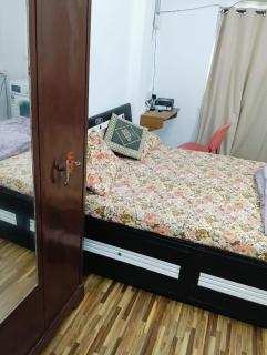 apartment near Hiranandani - Bombay - 7