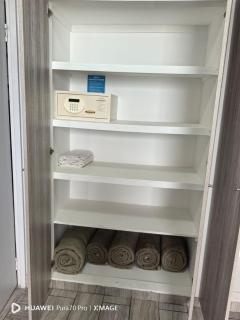 Durban beach-front apartment - Durban - 3