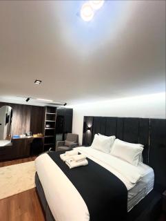 Hotel Europa Prishtina - Pristina - 3