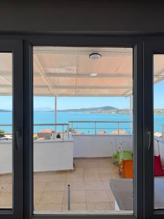 Stunning Sea View Apartment with Spacious Terrace - Ayvalık - 4
