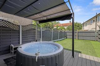 Comfy Stylish Home with Hot Tub near Tottenham Hotspurs Stadium - Londra - 3