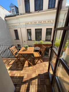 3 Bedrooms Oldtown with Balcony Quiet area - Rīga - 9