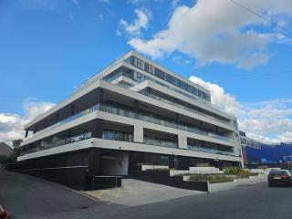 Luxury 2BR Penthouse-1 Skyline Terrace City Center - Leeds - 5