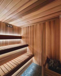 Berry Luxury Barn House - 7