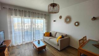 Apartamento com vista espetacular, ao lado da praia - 8