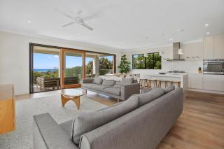 ULTIMATE NOOSA Six Bedroom Luxury with WATERSLIDE! - Sunrise Beach - 6