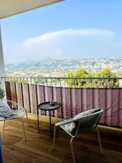 Lea's cozy nest with a sea-mountain view - Saint-Laurent-du-Var - 4
