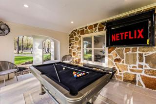 The LUX at West Event & Stay, Pool, Golf & Pickle - Magnolia - 1